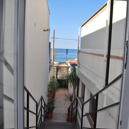 Casa Punta Barcarello, Sferracavallo Fronte Mare E Tramonti Da Sogno, Vicino Splendida Di Mondello Palermo
